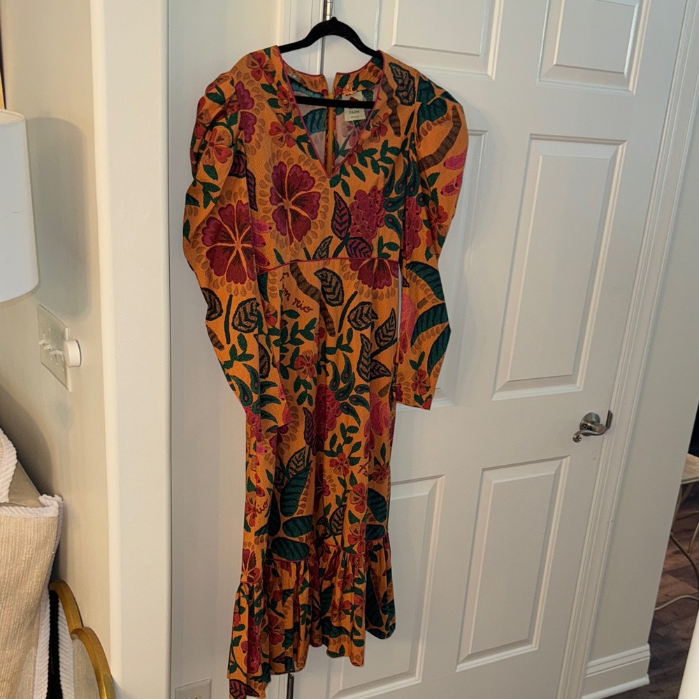 Farm Rio Dress - Picture 3 of 4